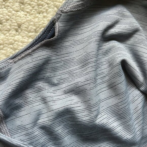 Outdoor Voices Women’s Gray Racerback Sports Bra Size Small - Picture 7 of 8